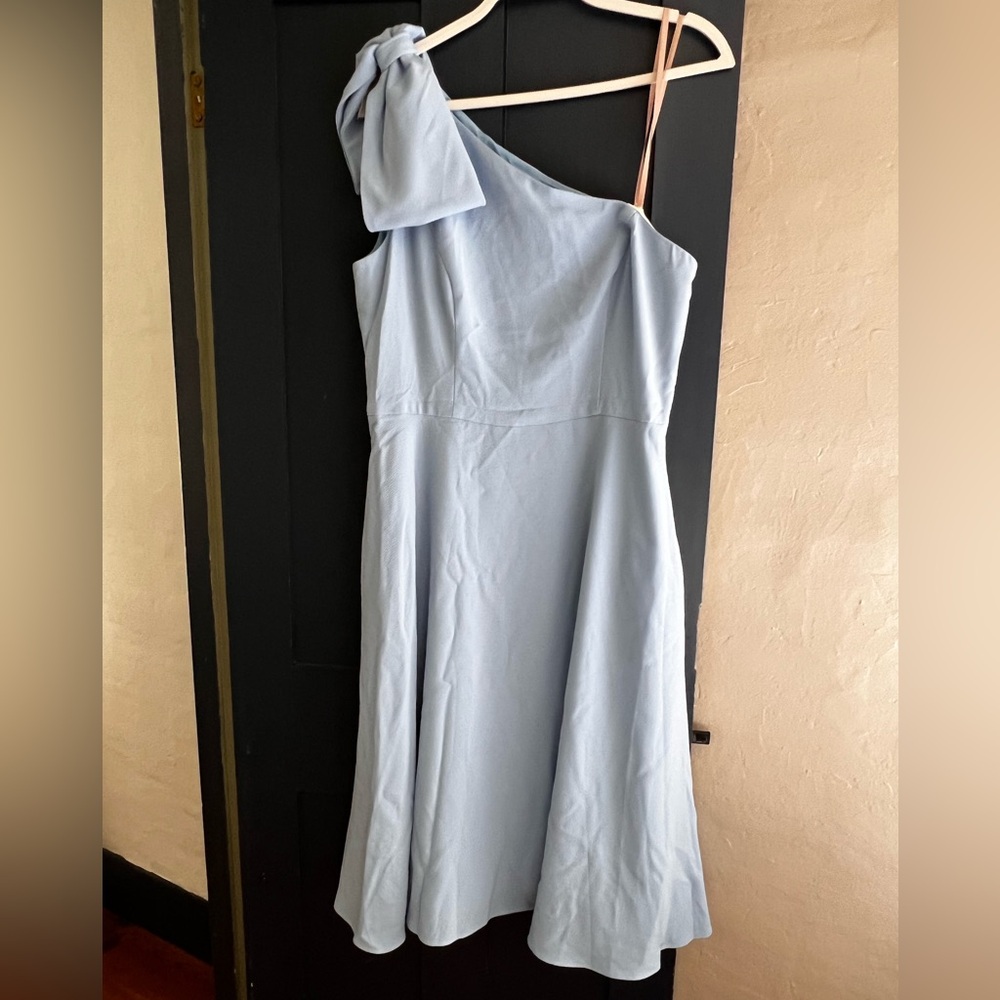GalMeetsGlam One Shoulder Bow Dress